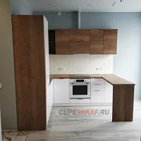 Большая кухня в современном стиле